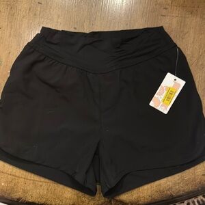 Dillards GB girls active short with lining size YM